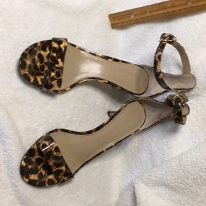 New Ann Taylor patent Leopard sandals size 7.5